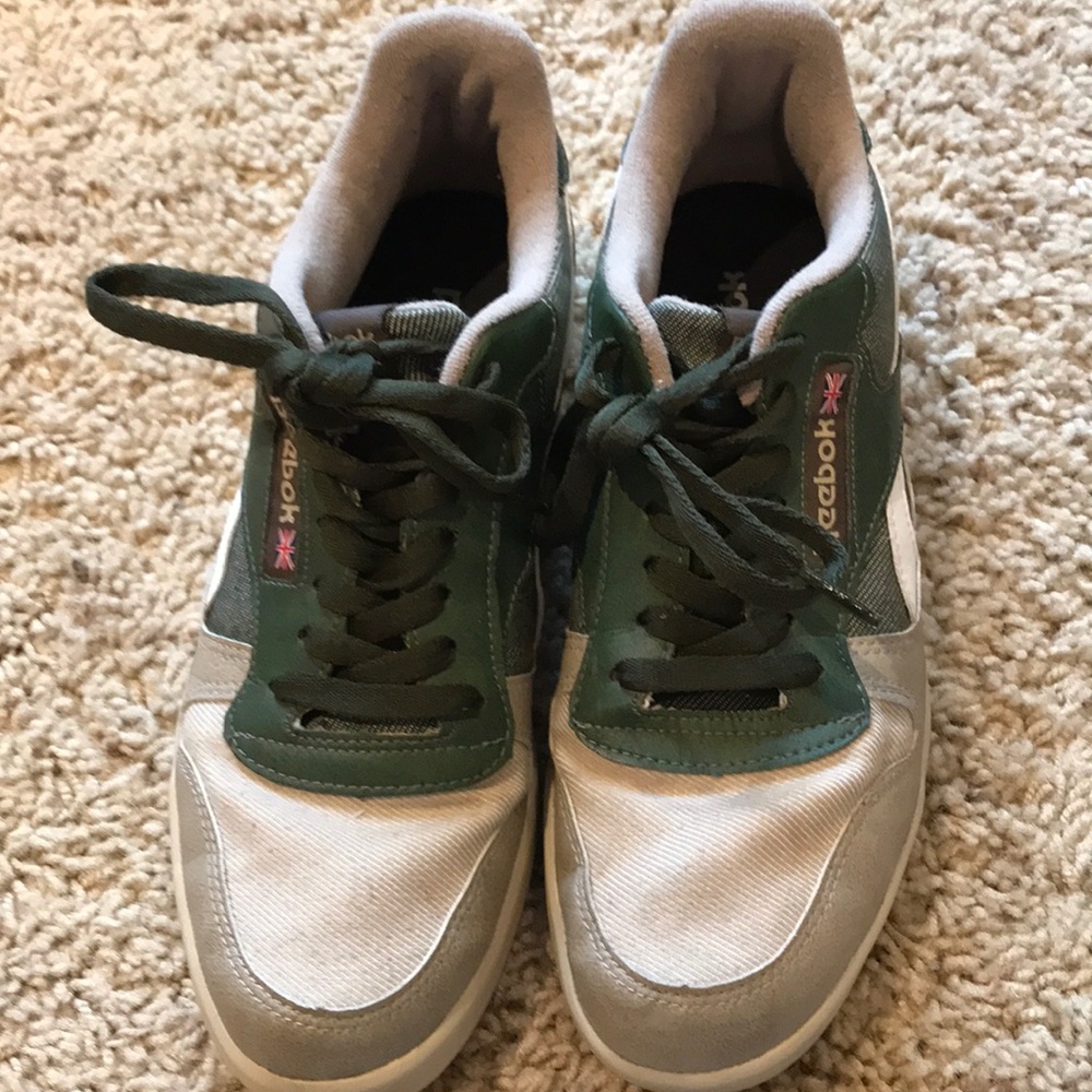 Reeboks - Picture 3 of 3